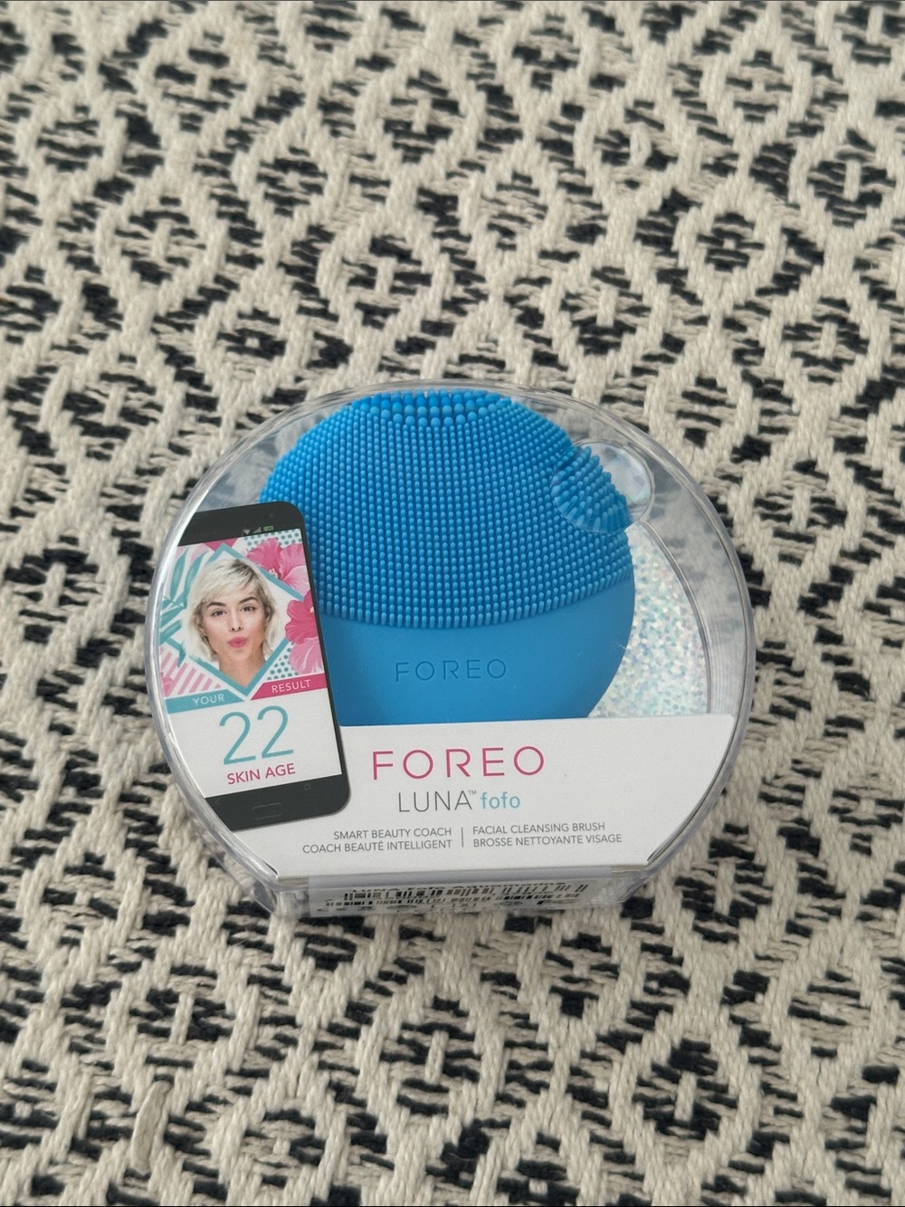 FOREO LUNA Fofo Smart Beauty Facial Cleansing Brush